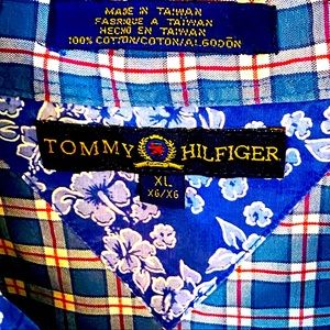TOMMY HILFIGER CASUAL BUTTON DOWN SS PATCH WORK MATERIALS CHEST POCKET NWOT